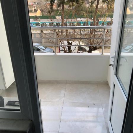 Luxury Z-Apart Family Homes 2 Bedrooms Wifi Near Metro Zeytinburnu อิสตันบูล ภายนอก รูปภาพ